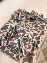 Load image into Gallery viewer, SOUTHERN SWADDLE