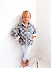 Load image into Gallery viewer, Two toned checkered fleece zipup
